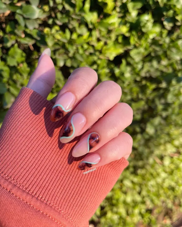 Coffin nude ombre nails