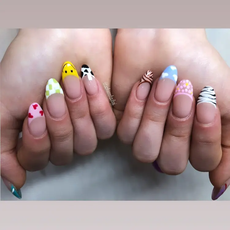 French tip coffin nails