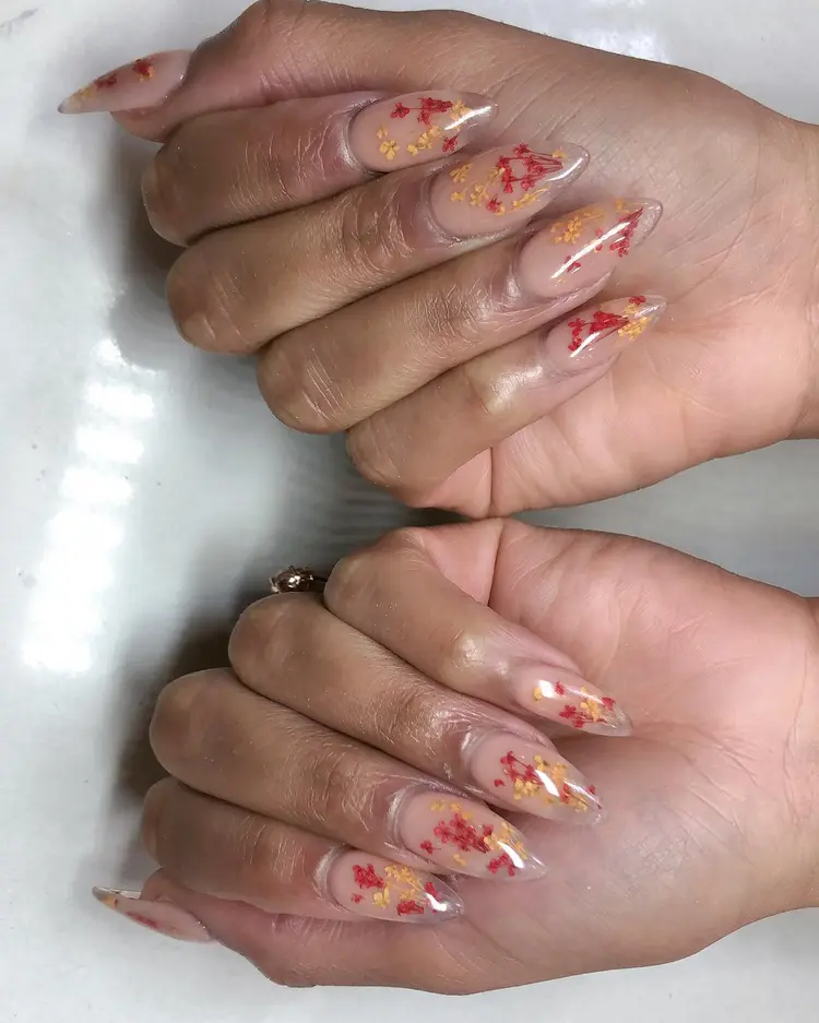 Pastel spring nail design